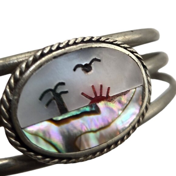 Vintage Abalone Shell Beach Scene Bracelet Palm tree Ocean Seagull Bird - Picture 2 of 12